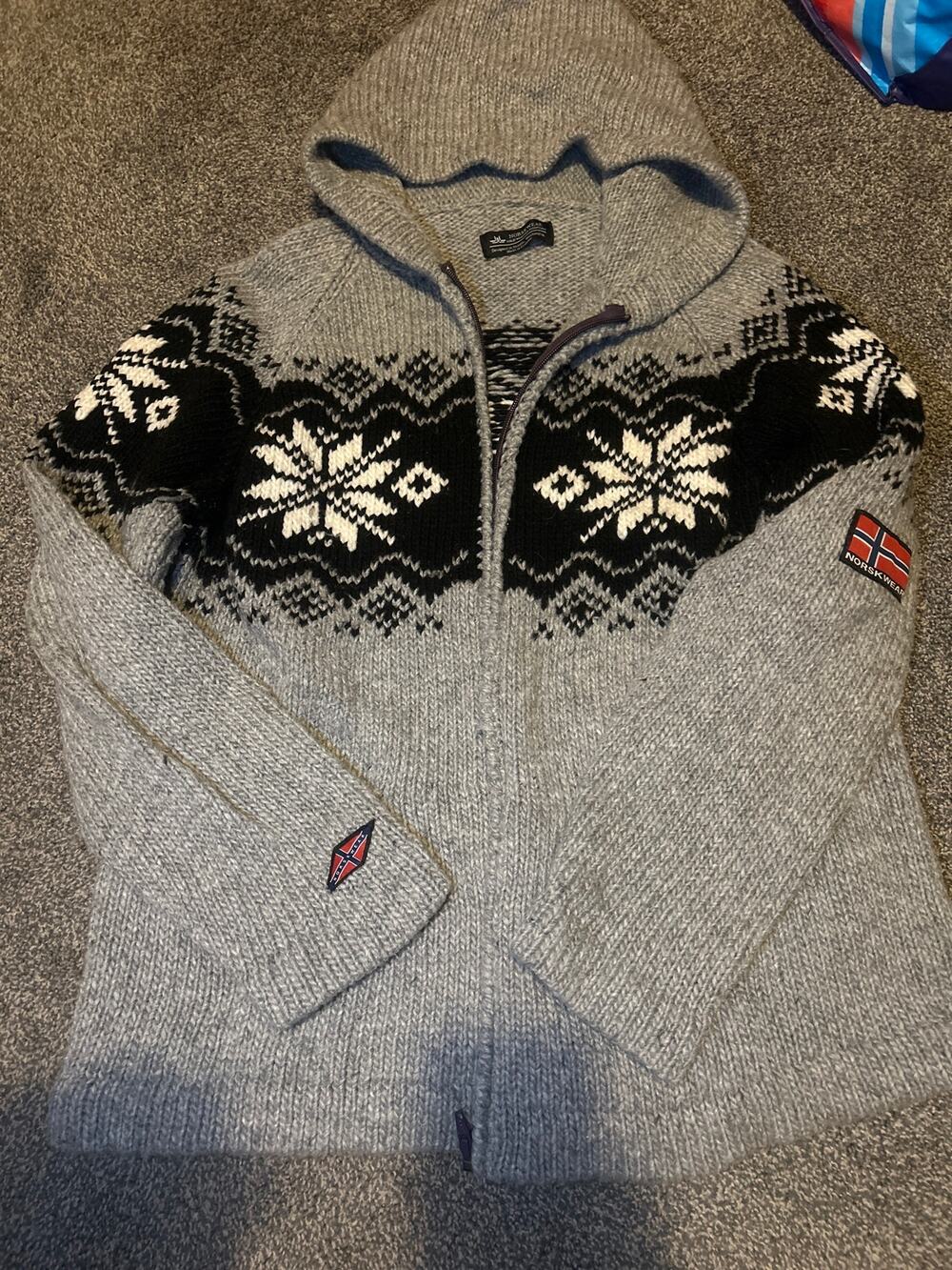 Norskwear Men's 80% Wool  20% acrylic Norway  Zip Knit Jacket Black gray large